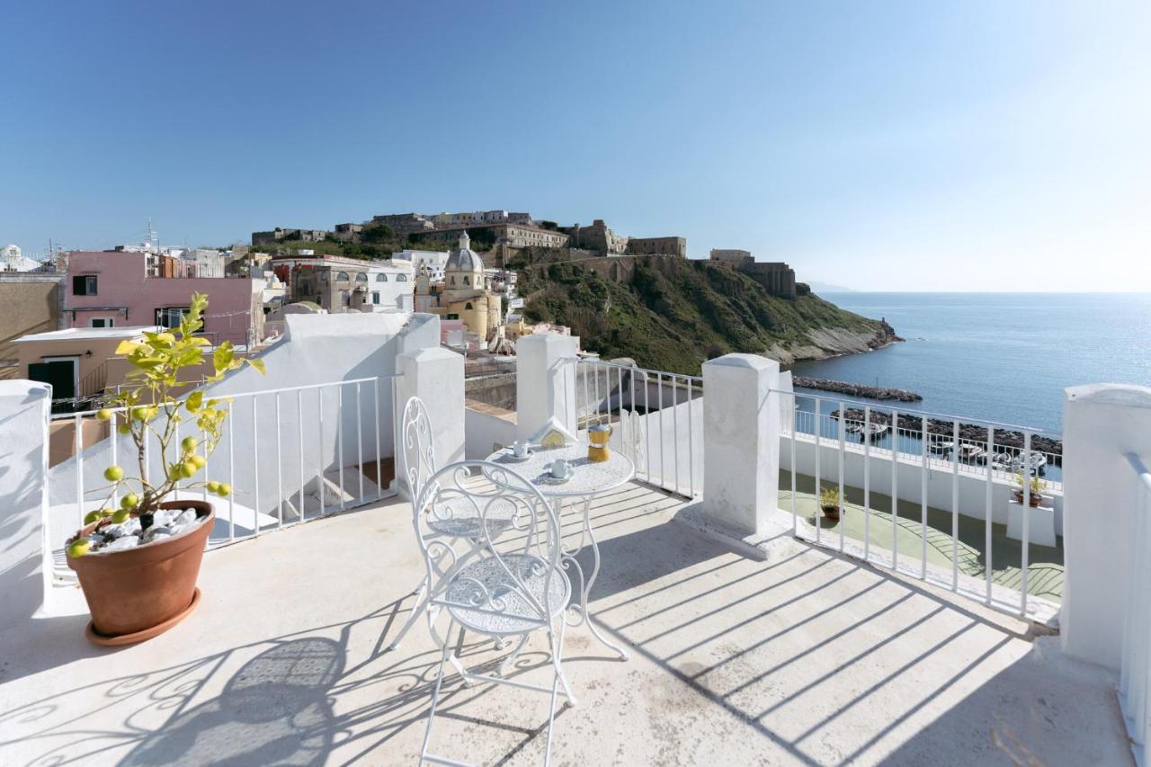 Torretta Corricella- Torretta Apartment Procida Exterior photo